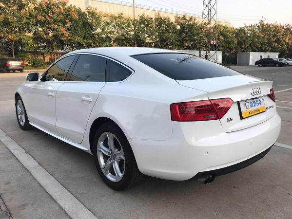 【无锡】2015年5月 奥迪 奥迪a5 a5 45tfsi sportback 风尚版 自动档