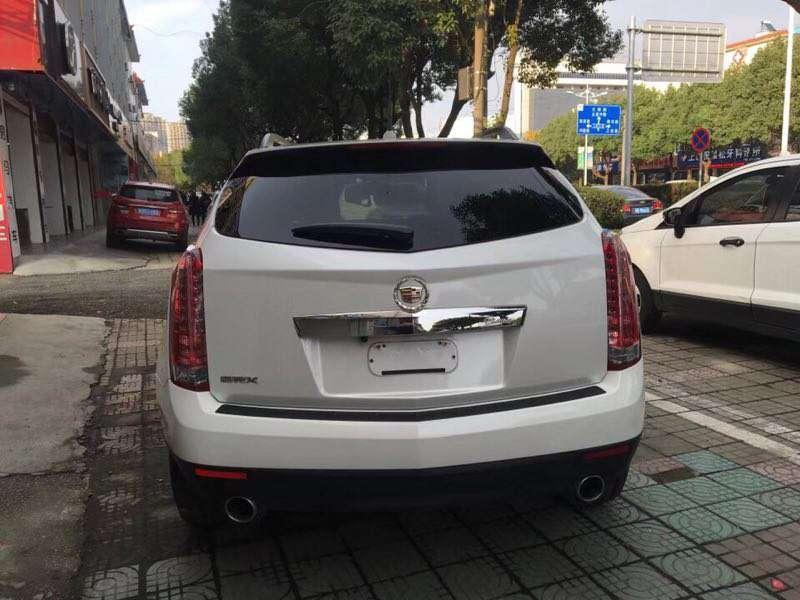 2015年7月凯迪拉克 srx 2014款 3.0l 精英型 两驱