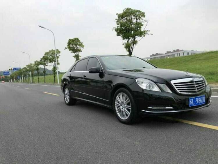 【镇江】2013年4月 奔驰 奔驰e级 2013款 e260l cgi 1.