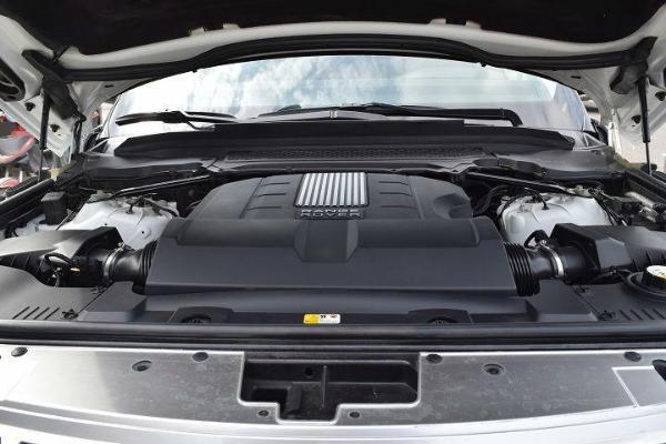 【宁波】2013年8月 路虎 揽胜 5.0 v8 na vogue 白色 自动档