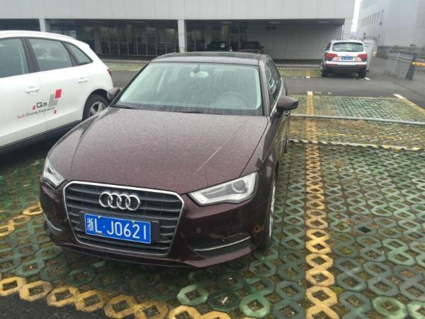 2015年5月奥迪 奥迪a3 a3 sportback 1.8tfsi 40tfsi sline 豪华型