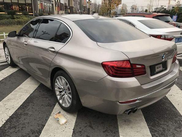 宝马 宝马5系 525li 2.0t 豪华设计套装