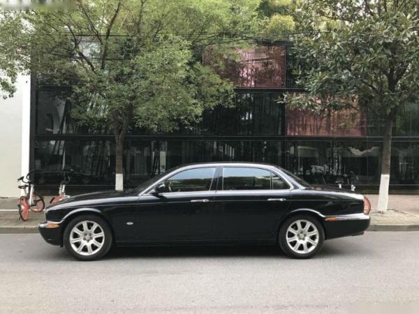 捷豹xj 8l 4.2图片