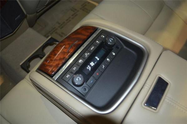 【济南】2011年11月 凯迪拉克 赛威sls 2.