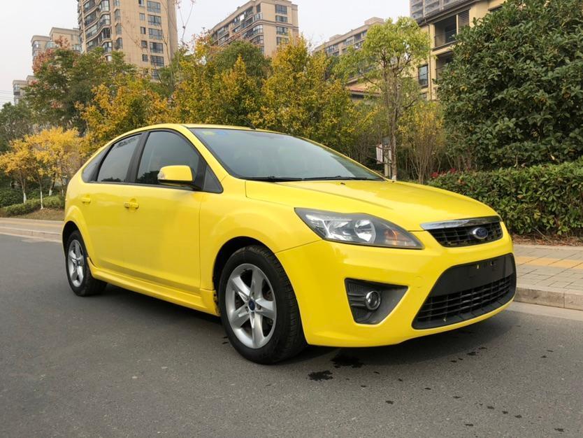 福特 福克斯 2009款 两厢 2.0l 自动运动型图片