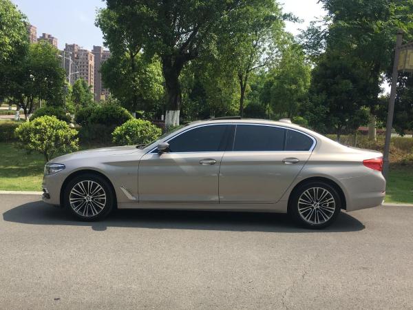 2017年7月宝马 宝马5系 530li 2.0t 尊享型 豪华套装