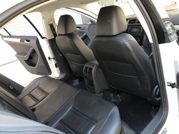 2014年2月大众 速腾 1.4tsi dsg豪华型