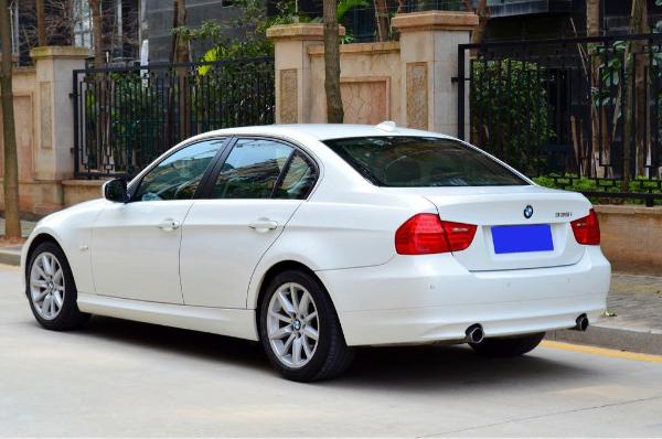 【厦门】2011年8月 宝马 宝马3系 335i 3.0t 白色 手自一体