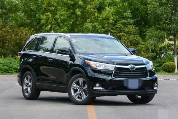 【北京】2015年6月 丰田 汉兰达 2.0t 两驱精英版7座 黑色 手自一体