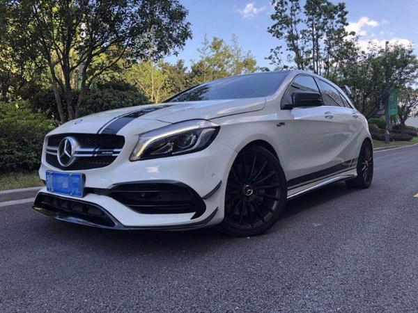 【宁波】2016年6月 奔驰a45 amg 白色 手自一体