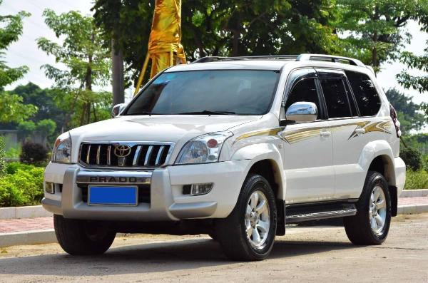 【佛山】2007年5月 丰田 普拉多 2006款 4.0l vx导航版 白色 手自一体