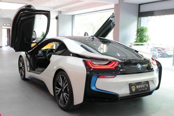 【上海】2015年8月 宝马 宝马i8 i8 1.5t 白色 手自一体