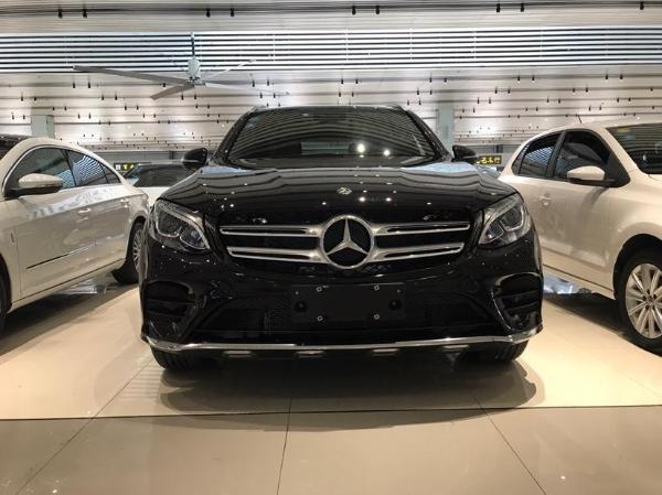 2017年11月奔驰 glc级 glc260 2.0t 4matic 豪华型