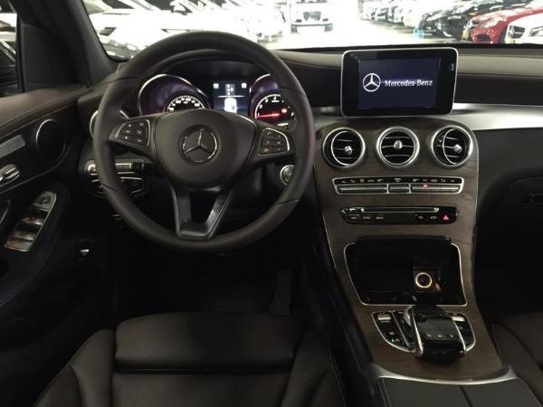 【台州】2018年8月 奔驰glc级 glc300 2.0t 4matic 动感型 手自一体