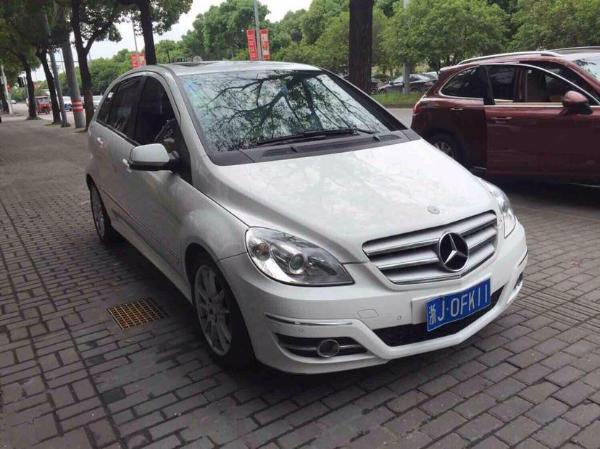 奔驰b200老款图片,b200奔驰报价2020款 【台州】2010年1月 奔驰b级 2010款 b200 2.0l cvt 豪华型 自动档