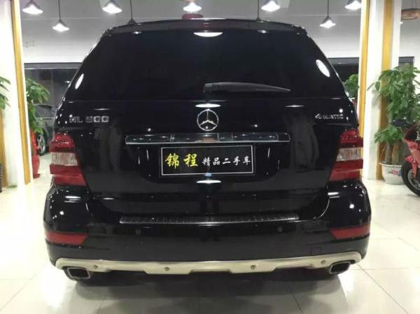 奔驰ml500越野车报价表,奔驰suv500报价及图片 【上海二手车】2009年5月_二手奔驰 m级 ml500 5.5 四驱版_价格29.