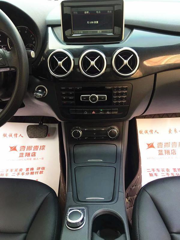【济南】2014年5月 奔驰b级 b180 1.6t 自动档