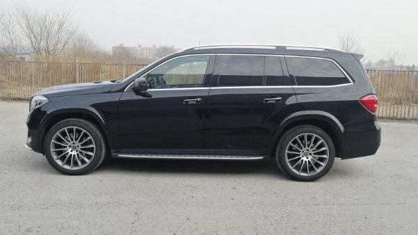 【石家庄】2017年12月 奔驰gls级 gls500 4.0t 4matic 手自一体