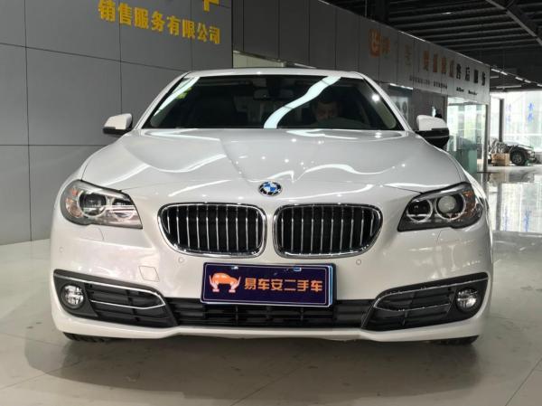 2016年2月宝马 宝马5系 525li 2.0t 豪华设计套装