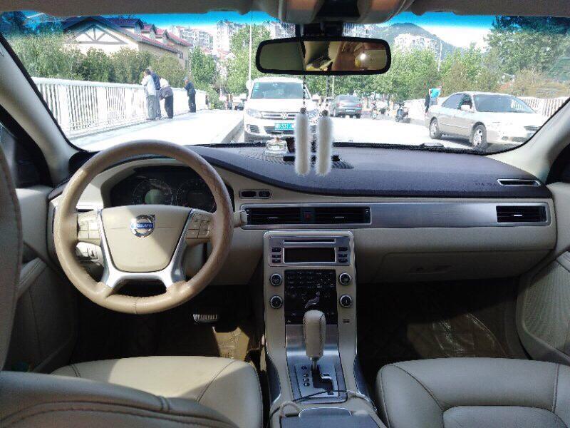 2011年6月沃尔沃 s80l 2011款 2.0t 智雅版
