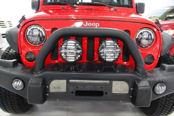 【潍坊】2016年6月 jeep 牧马人 3.6 两门 rubicon 红色 自动档