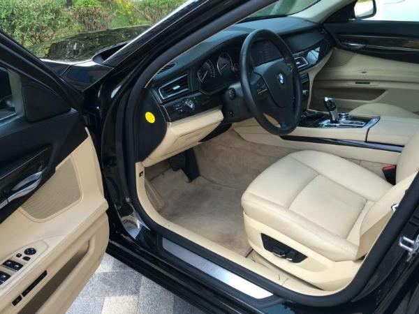 2012年12月宝马 宝马7系 2013款 740li 3.0t 领先型