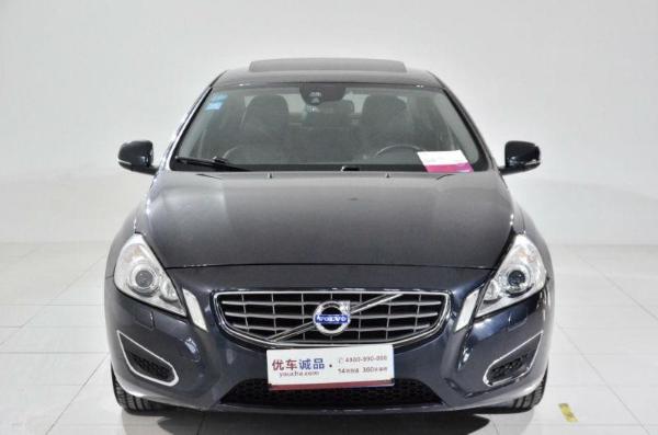 【北京】2012年9月 沃尔沃 s60 2.0t t5 舒适版 灰色 自动档