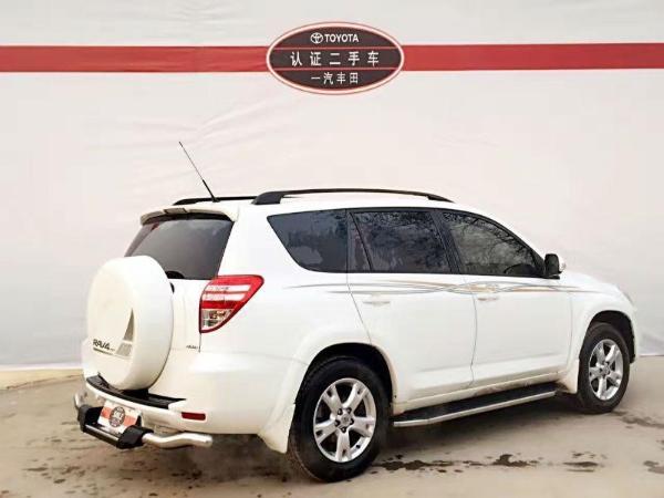 【临汾】2012年1月 丰田 rav4 2.0 四驱版 白色 自动档