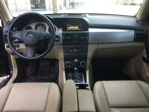 奔驰glk级 glk300 4matic 3.0 时尚型