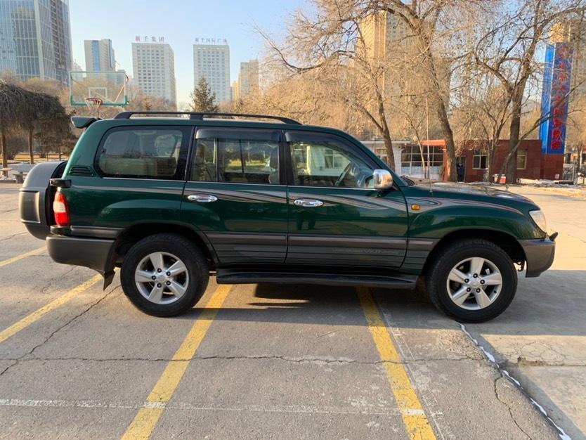 【西宁】2007年3月 丰田 兰德酷路泽 2007款 4.7l vx-r 手自一体