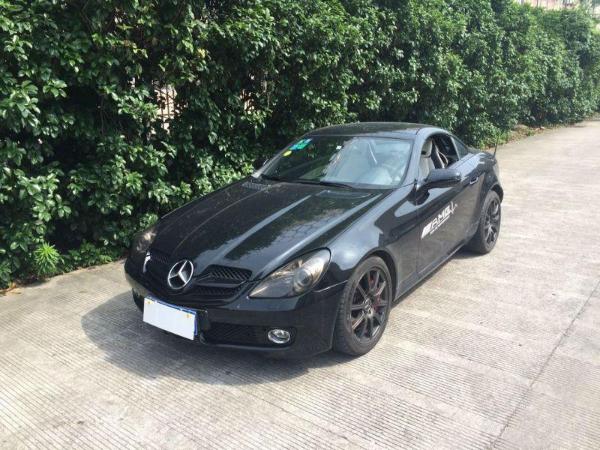 奔驰slk级 slk300 3.0v6黑白经典限量版