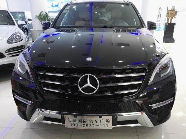 【青岛】2014年7月 奔驰 m级 ml400 4matic 3.0t 豪华型 黑色 自动档