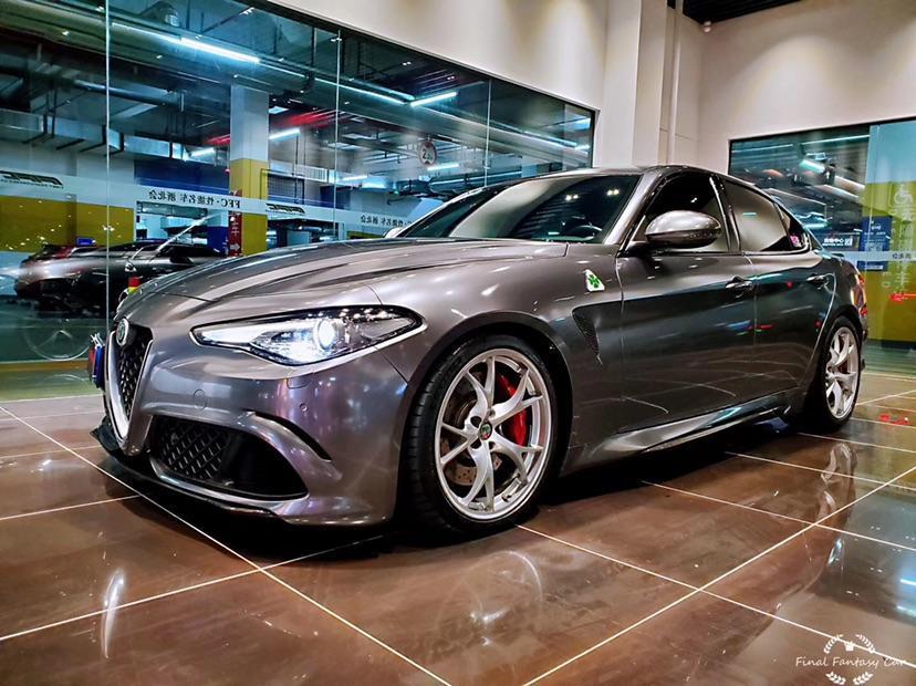 阿尔法·罗密欧 giulia 2019款 2.9t 510hp 四叶草版图片