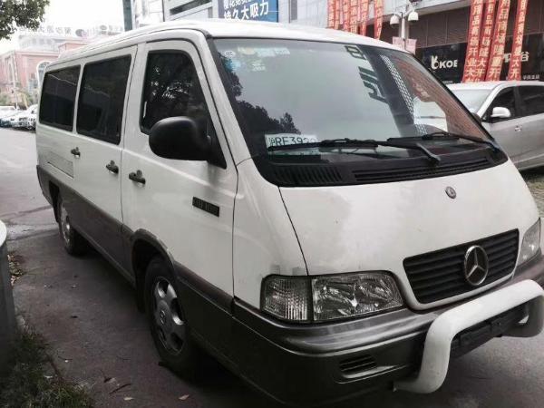 【上海】2009年10月 汇众 伊思坦纳 2.3 超豪华型15座 白色 自动档
