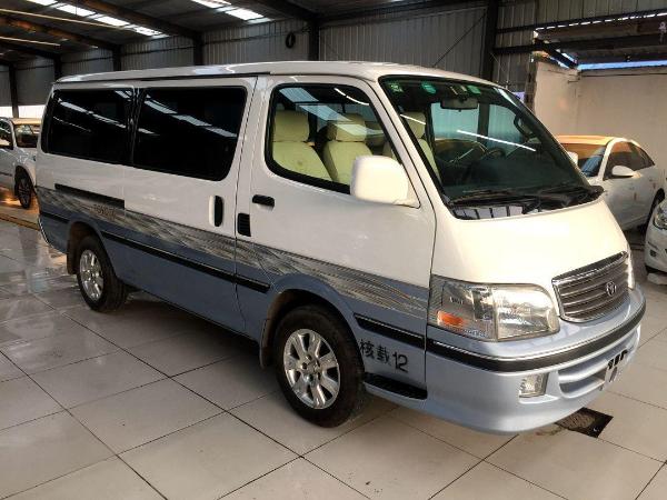 【淮安】2003年8月 丰田2000款 hiace 2.4 mt 手动挡