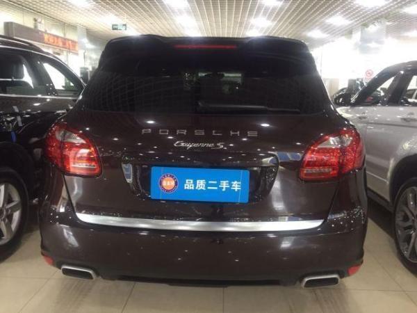 保时捷 卡宴
