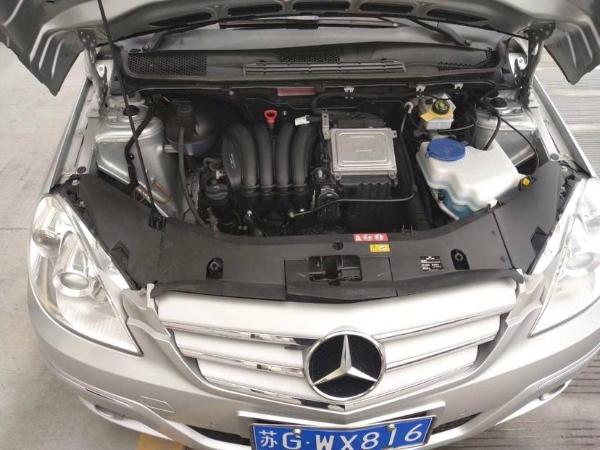 【连云港】2010年11月 奔驰b级 b200 2.0l cvt 时尚型 自动档