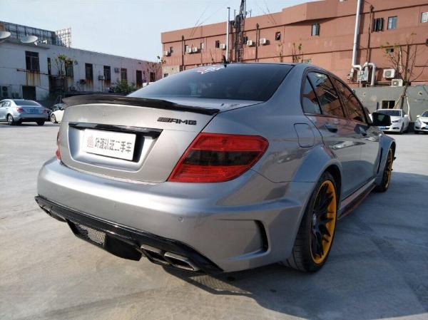 2011年8月奔驰 c级 amg 2010款 c63 amg 6.2动感型增强版