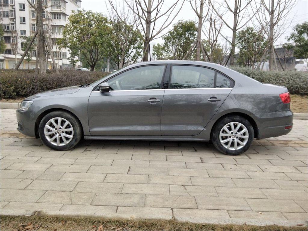 2013年1月大众 速腾 速腾 2012款 1.4tsi 自动豪华型
