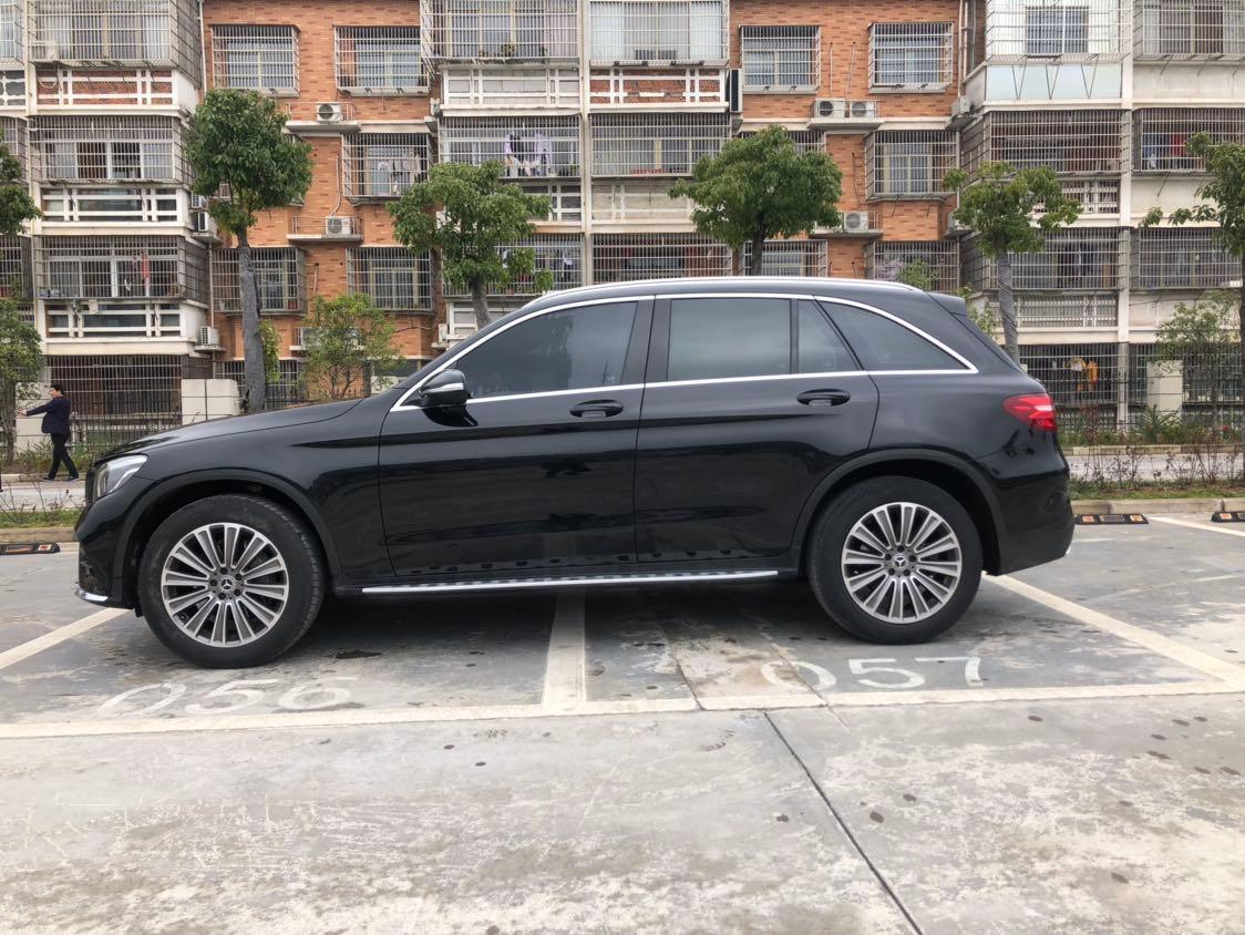 2017年8月奔驰 glc级 2017款 glc260 2.0t 4matic 动感型