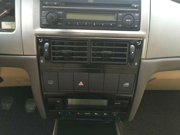 【宁波二手车】2012年6月_二手大众桑塔纳志俊4000 _6