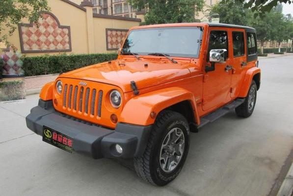 【济南】2013年3月 jeep 牧马人 3.6 四门 sahara 橙色 自动档